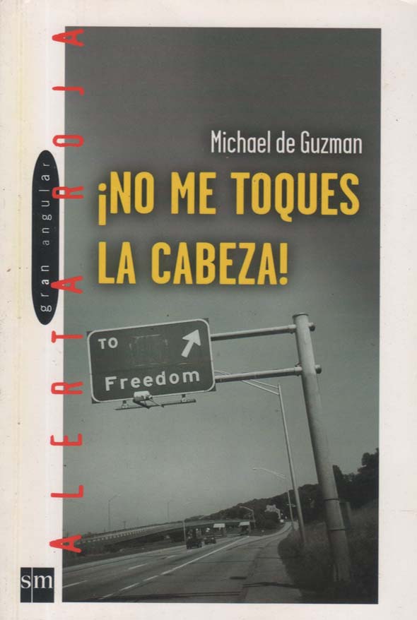 ¡No me toques la cabeza!
